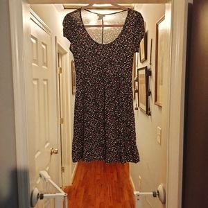Dress, Body Central, Jr. Large, Empire waist, Above knee Black/ Flower print.